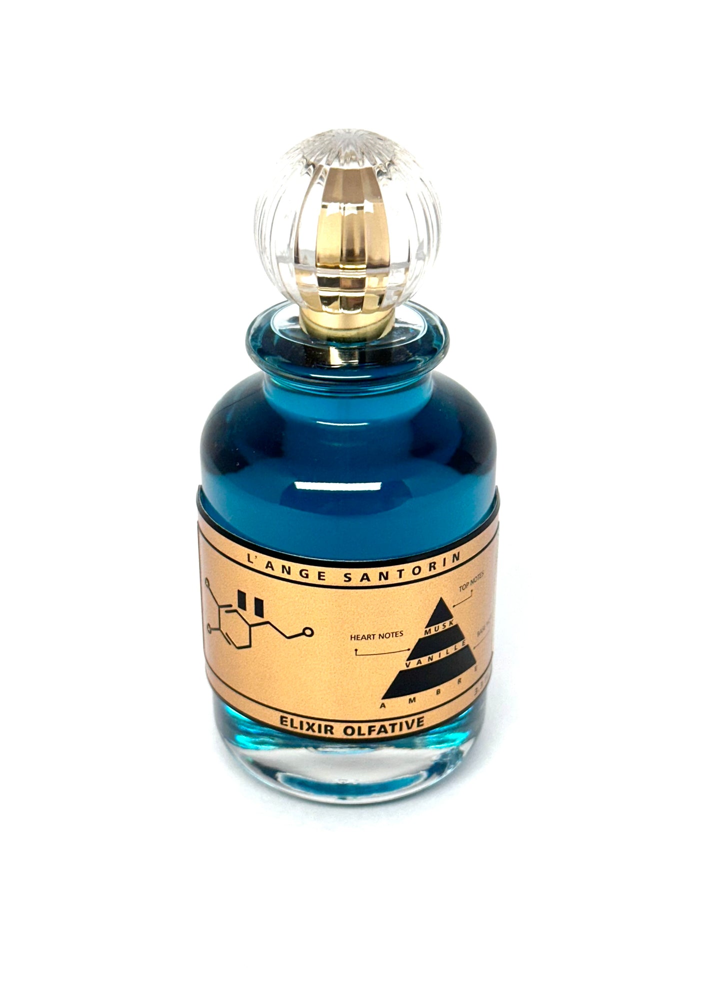 ´ange Santorin hace homenaje a la hermosa y mágica isla de Santorini.. un aroma extraído exclusivamente para los hombres y mujeres más exclusivos del planeta, con el puesto serás visto con deseo y poder.