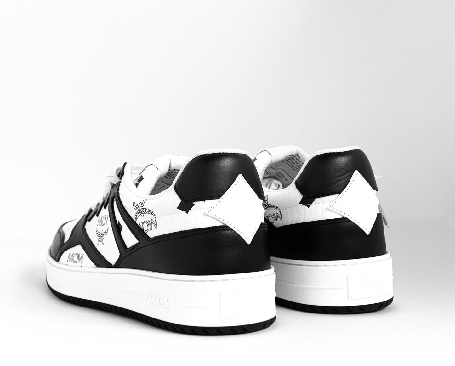 TENIS MCM