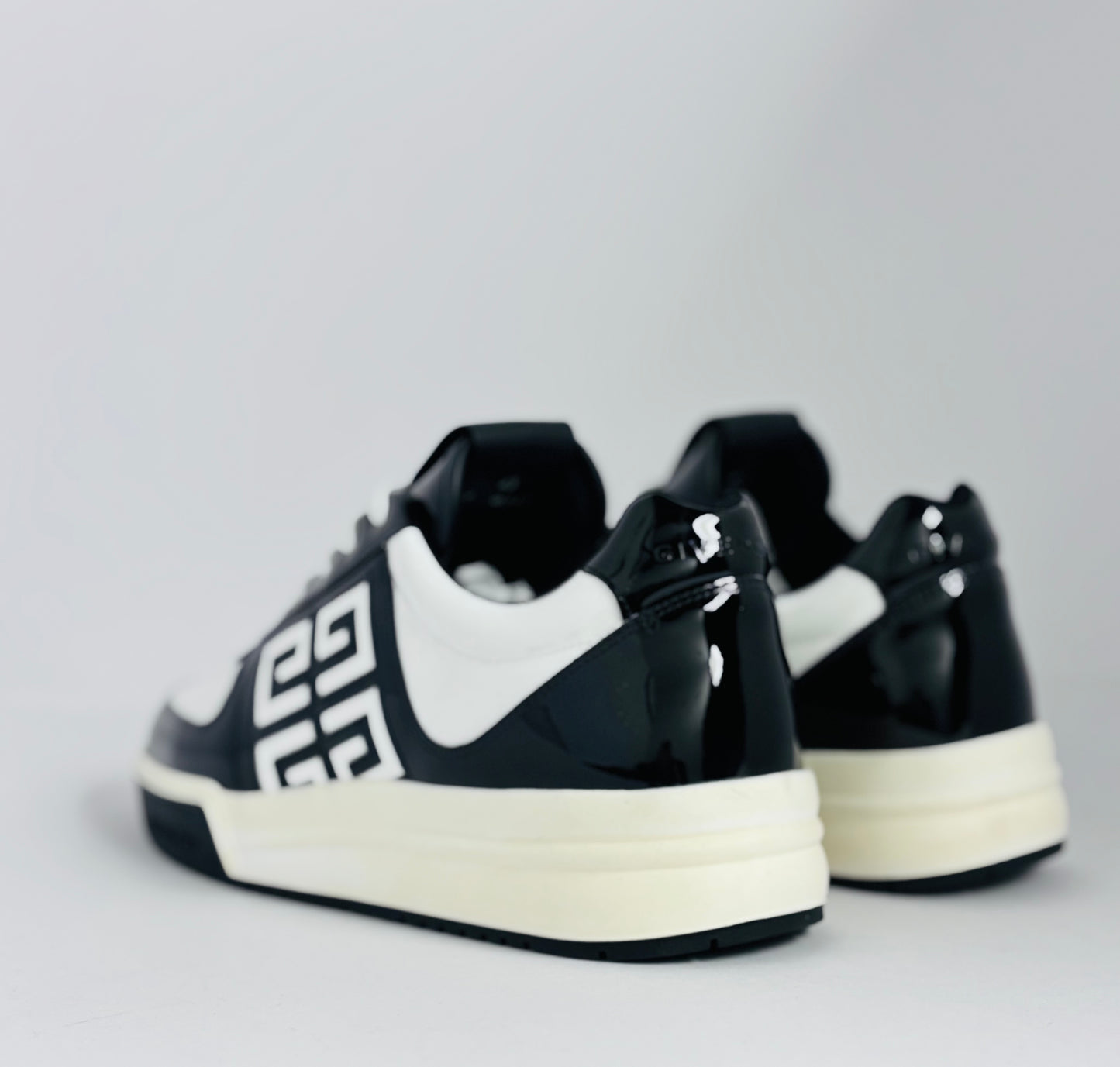 TENIS GIVENCHY
