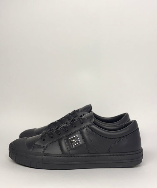 TENIS FENDI