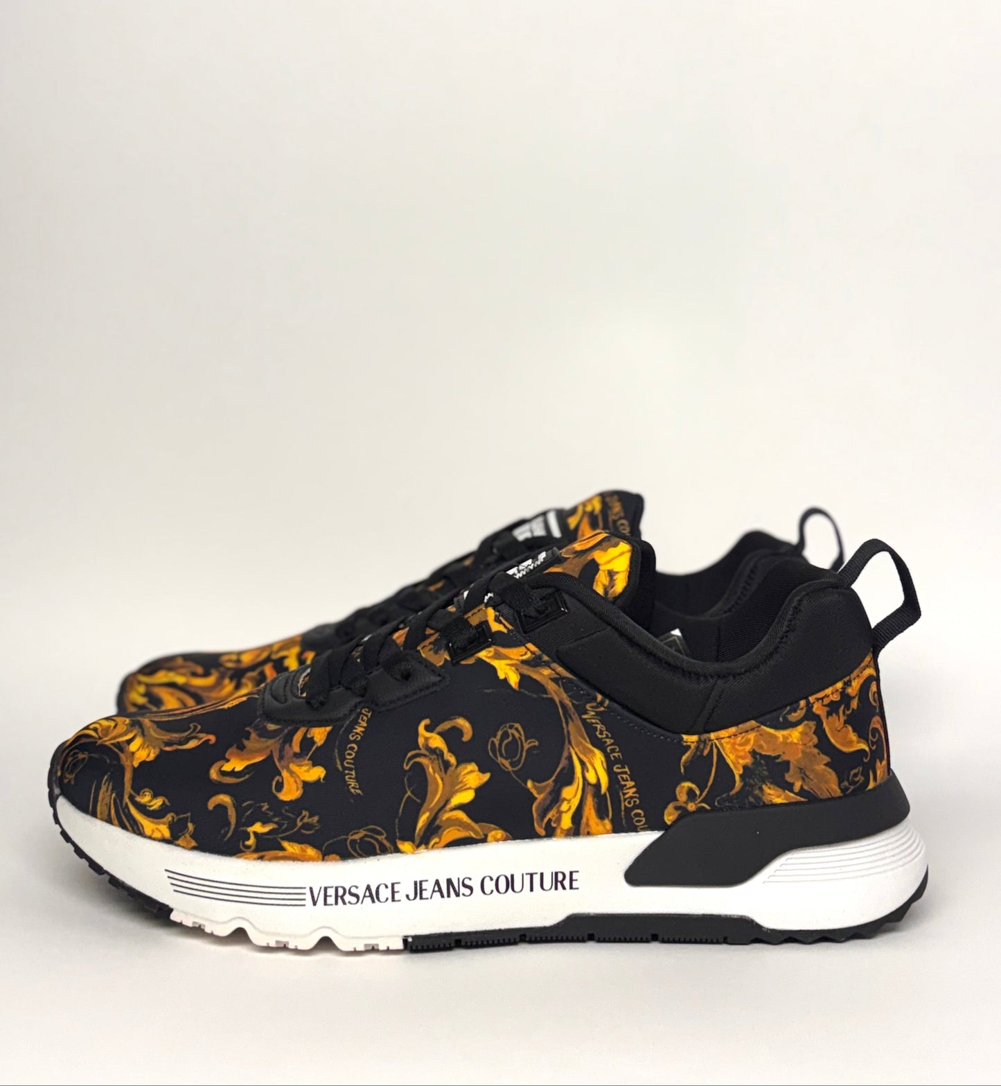 TENIS VERSACE COUTURE