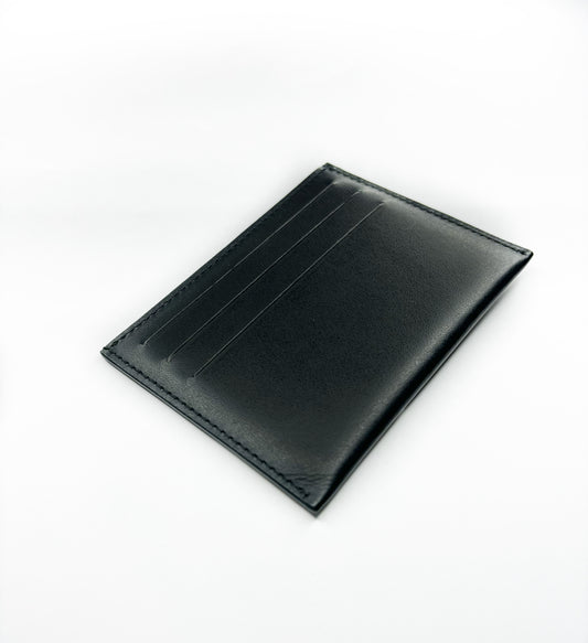 Portadocumentos Givenchy en piel con detalle de la marca en la parte frontal, composicion externa e interna en piel de becerro 