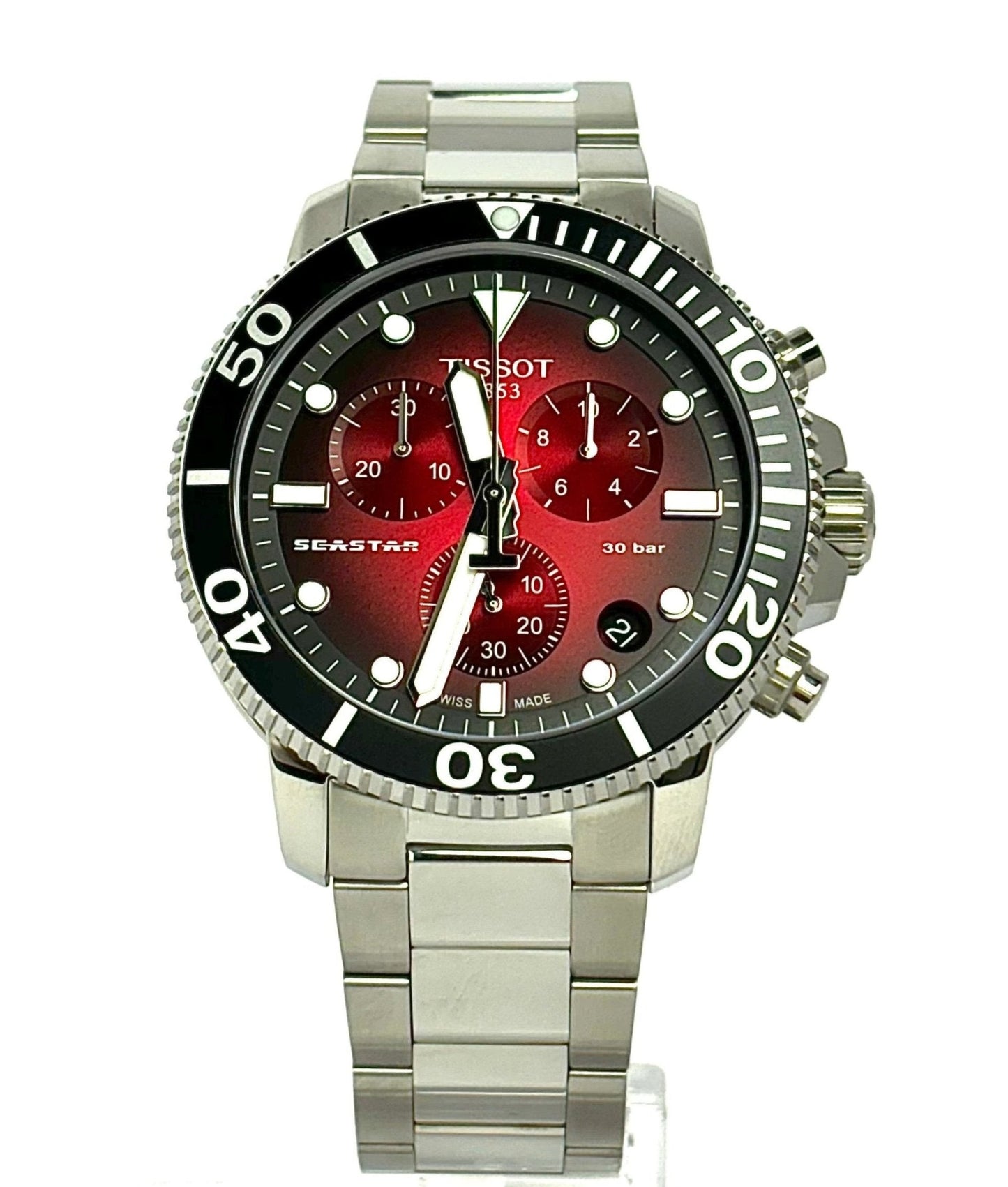 El reloj Tissot Seastar ofrece una impresionante hermeticidad de hasta una presión de 30 bares&nbsp;(300 m/1000 pies) se combina con la energía de un movimiento de cuarzo
Swiss made. Con una corona y un fondo roscados, un bisel de cerámica
unidireccional de seguridad y Super-LumiNova®